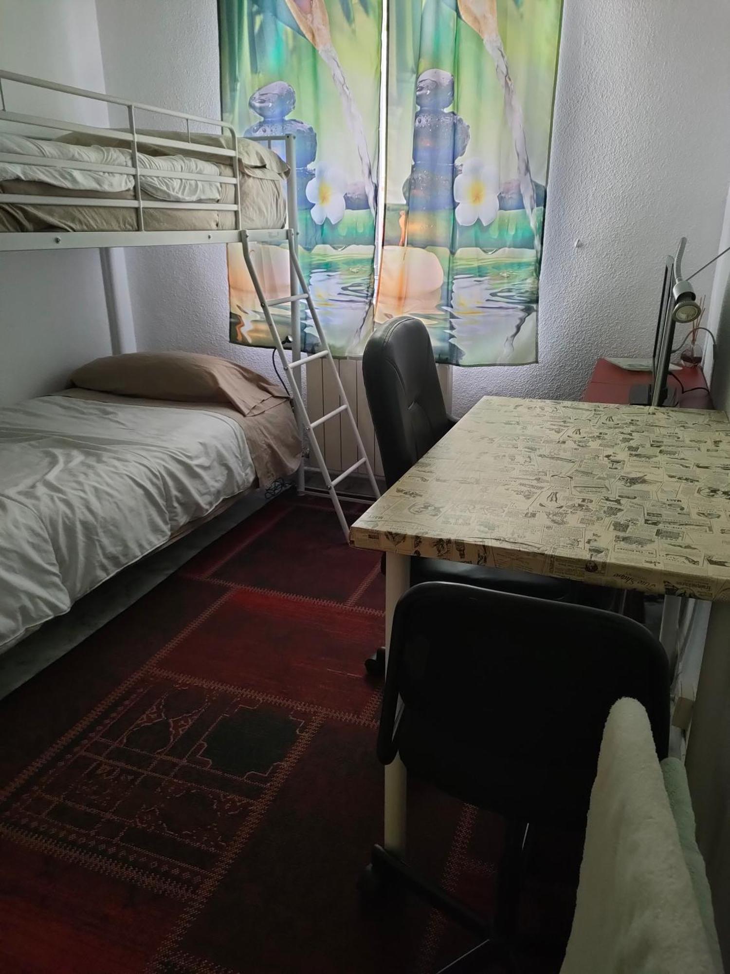 Habitacion Privada, Luminosa Y Bien Comunicada Madrid Eksteriør bilde